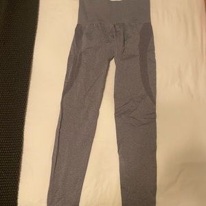 Nvgtn contour seamless leggings light gray